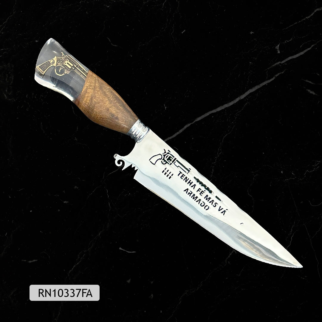 Tenha fé mas vá armado