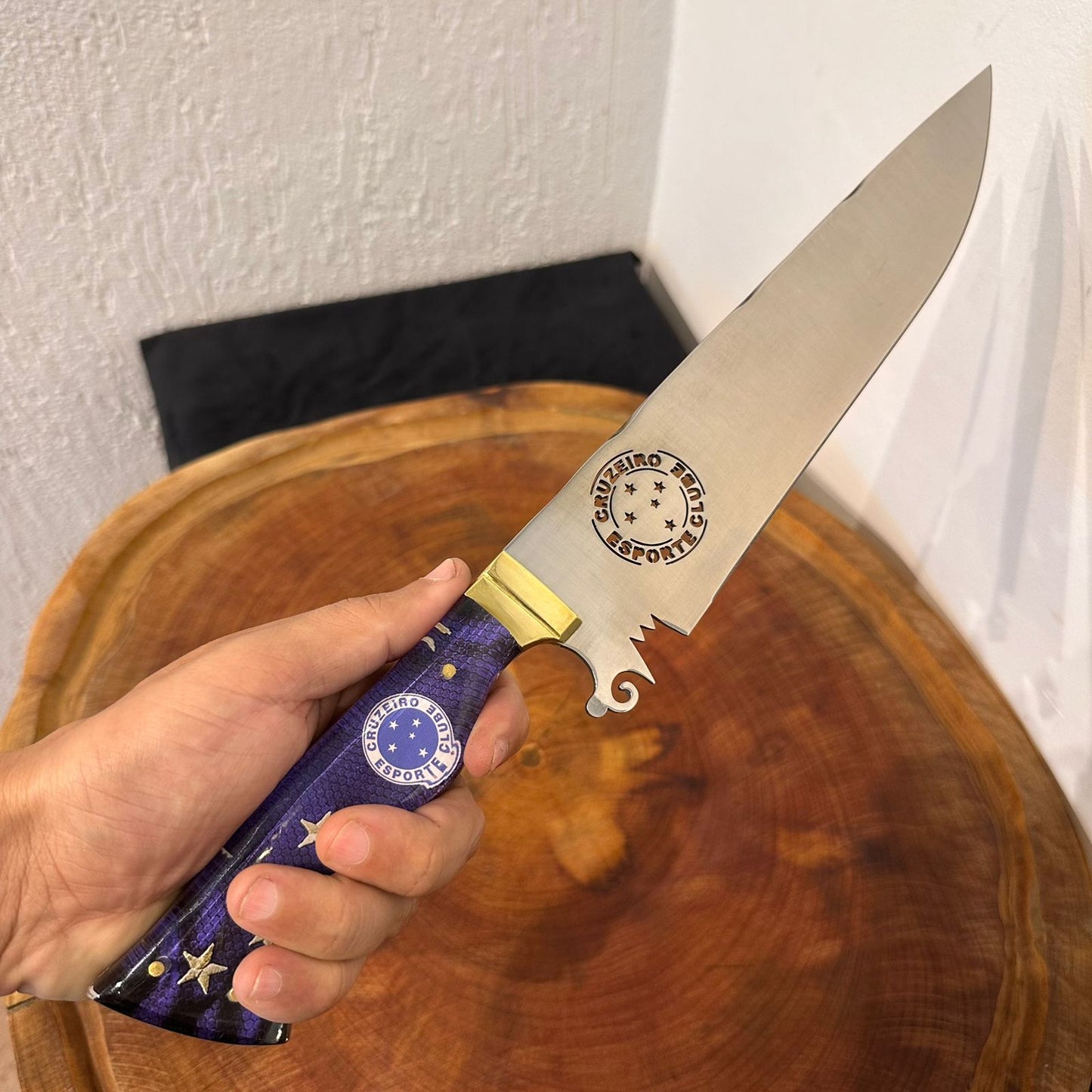 Faca Churrasco Artesanal Cruzeiro Time de Futebol Lâmina Vazada Inox